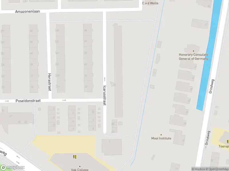 Ambulance met grote spoed naar de Icarusstraat in Rotterdam