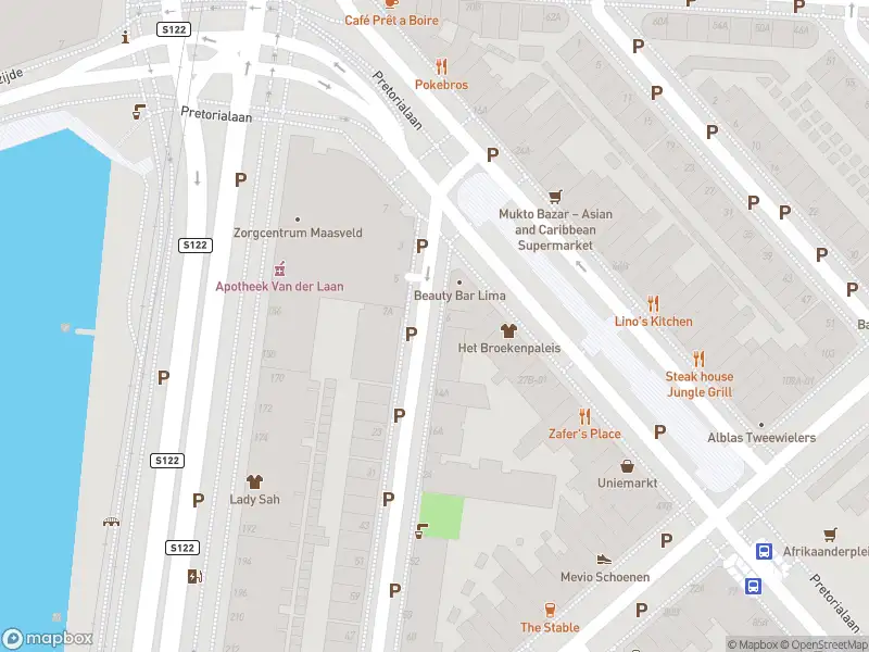 Ambulance met gepaste spoed naar de Herman Costerstraat in Rotterdam