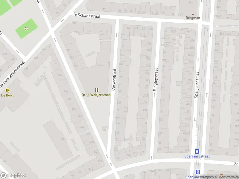 Ambulance met gepaste spoed naar de Corverstraat in Rotterdam