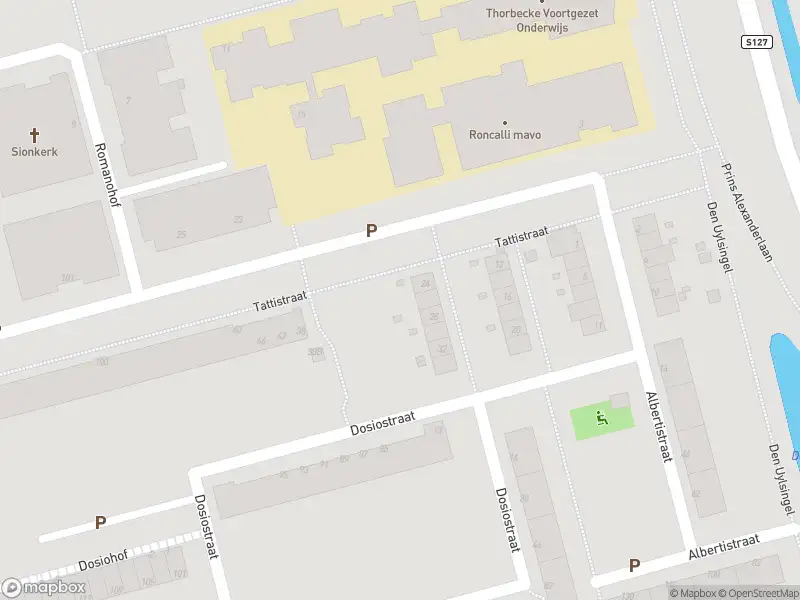 Ambulance met grote spoed naar de Tattistraat in Rotterdam