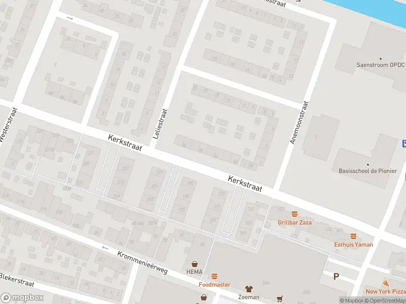 Ambulance met grote spoed naar de Esdoornlaan in Wormerveer