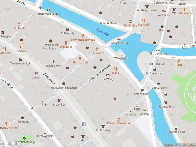 Brandweer met gepaste spoed naar de Mandenmakerssteeg in Leiden vanwege afgaan automatisch brandalarm