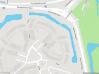 Ambulance met grote spoed naar de Botter in Barendrecht