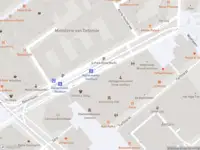 Ambulance met grote spoed naar de Kalvermarkt in 's-Gravenhage