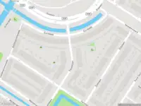 Ambulance met grote spoed naar de Pesetalaan in Amsterdam