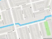 Ambulance met grote spoed naar de Zambezilaan in Delft