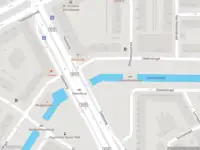 Ambulance met gepaste spoed naar de Statensingel in Rotterdam