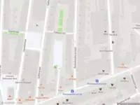 Ambulance met grote spoed naar de Bloemkwekersstraat in Rotterdam