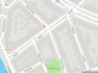 Ambulance met grote spoed naar de Pupillenstraat in Rotterdam