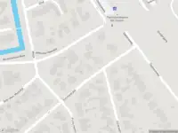 Ambulance met grote spoed naar de Emmastraat in Barendrecht