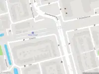 Ambulance met grote spoed naar de Schalmei in Rotterdam