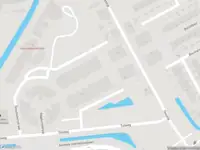 Ambulance met gepaste spoed naar de Muiderslotpad in Hellevoetsluis