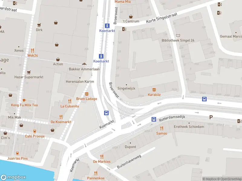 Ambulance met gepaste spoed naar de Rotterdamsedijk in Schiedam