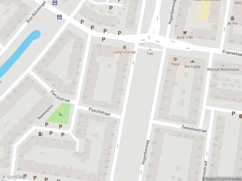 Ambulance met gepaste spoed naar de Hogenbanweg in Schiedam