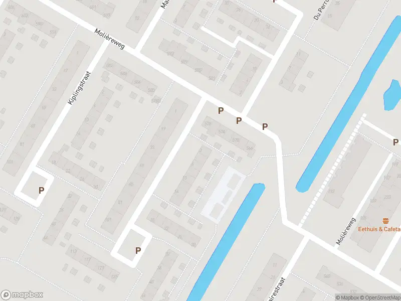 Ambulance met grote spoed naar de Miltonstraat in Rotterdam