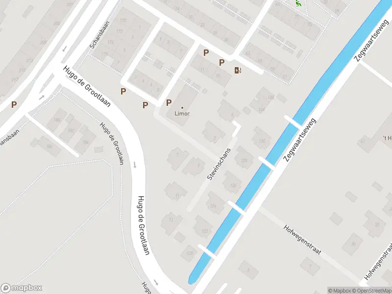 Ambulance met grote spoed naar de Stevinschans in Zoetermeer