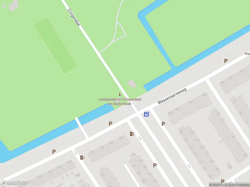 Ambulance met grote spoed naar de Clingendaal in Wassenaar