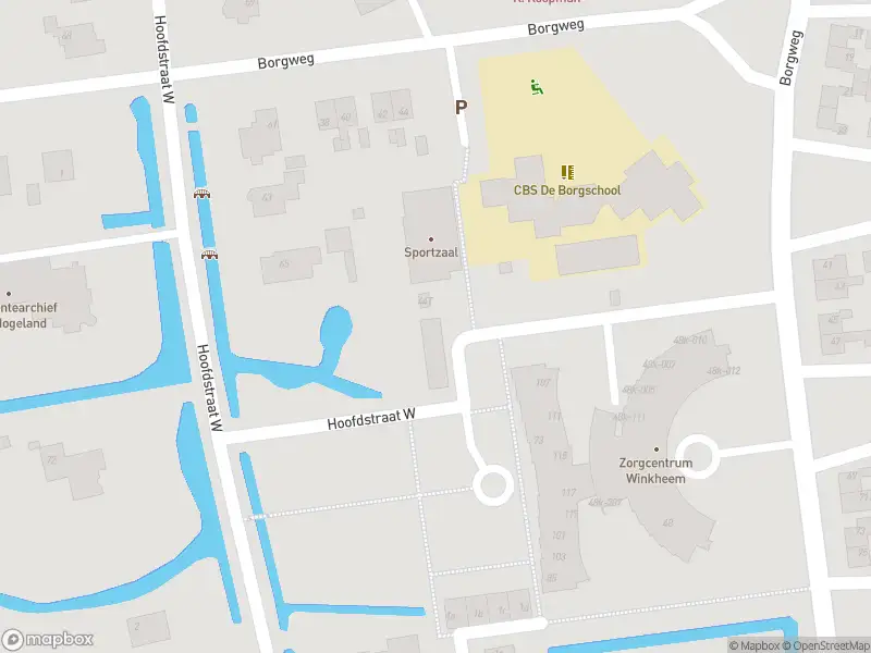 Brandweer met gepaste spoed naar de Hoofdstraat W in Winsum