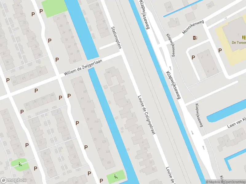 Ambulance met gepaste spoed naar de Louise de Colignystraat in Pijnacker