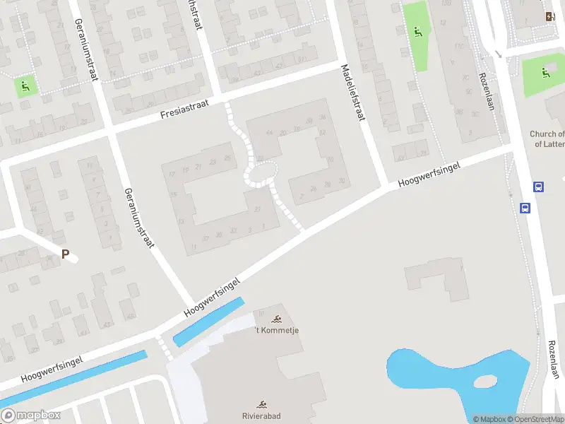 Ambulance met gepaste spoed naar de Hostapad in Spijkenisse