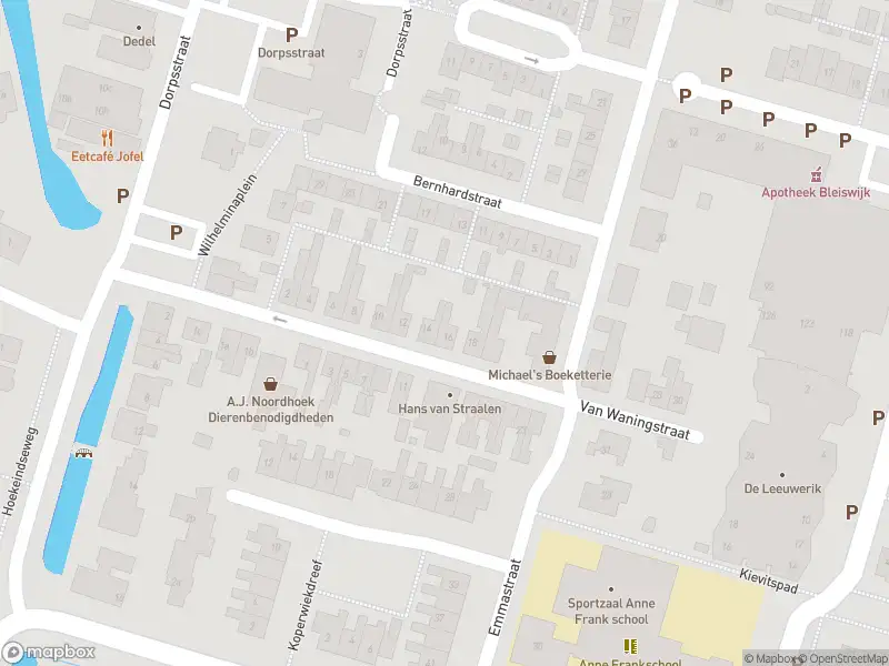 Ambulance met grote spoed naar de Van Waningstraat in Bleiswijk