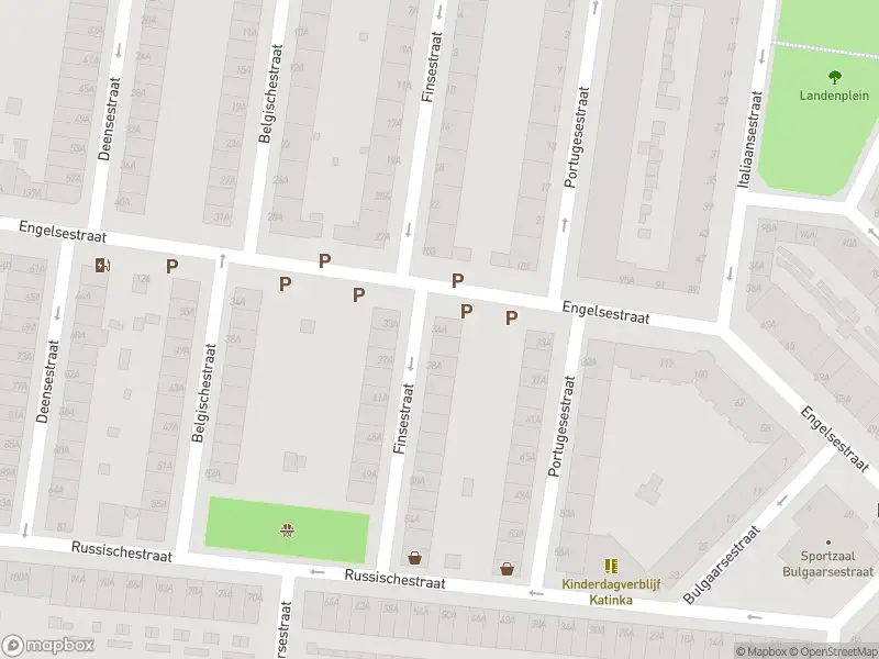 Ambulance met grote spoed naar de Finsestraat in Rotterdam