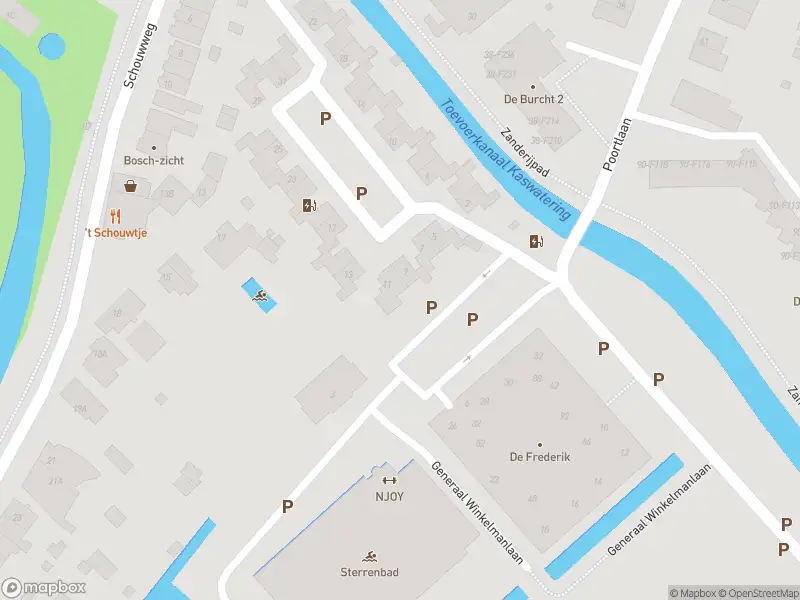 Ambulance met grote spoed naar de Zanderijlaan in Wassenaar