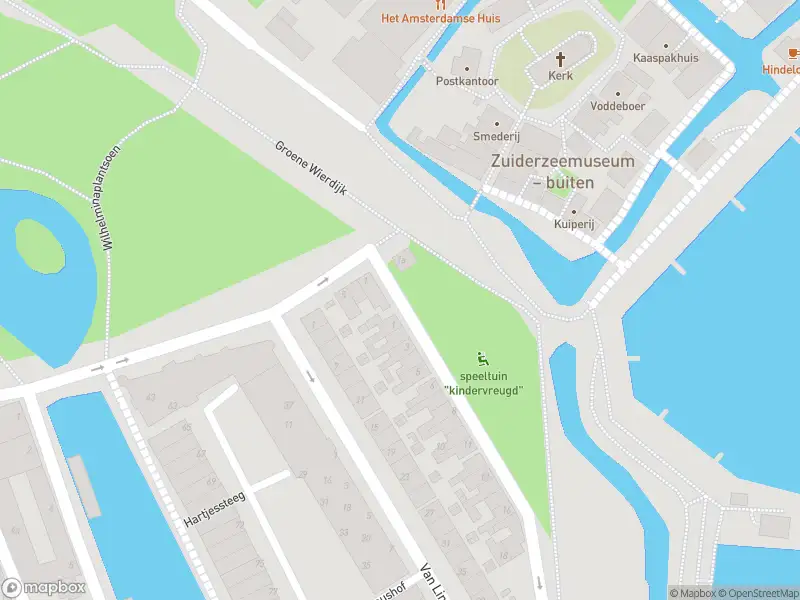 Ambulance met gepaste spoed naar de Wagenaarstraat in Enkhuizen