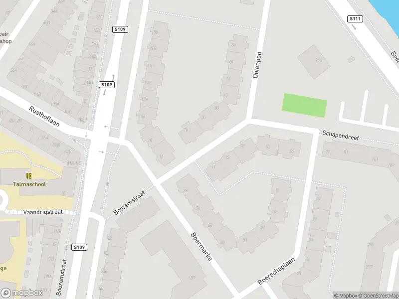 Ambulance met grote spoed naar de Schapendreef in Rotterdam