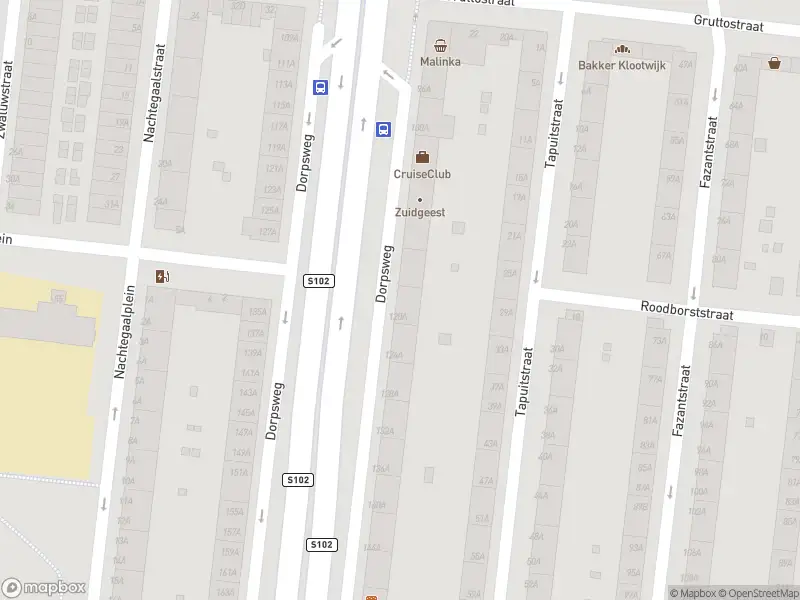 Ambulance met grote spoed naar de Dorpsweg in Rotterdam