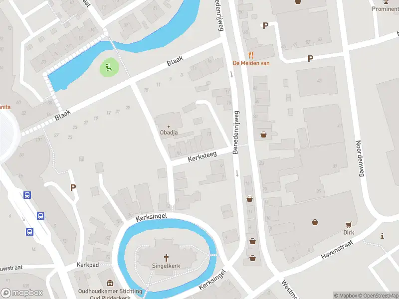 Ambulance met grote spoed naar de Kerksteeg in Ridderkerk