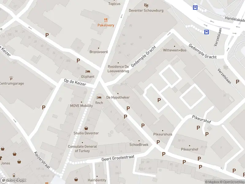 Politie naar de Gedempte Gracht in Deventer vanwege aanrijding met letsel