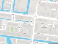 Brandweer met grote spoed naar de Boomgaard in Boskoop vanwege voertuigbrand