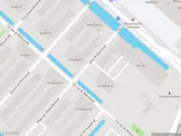 Ambulance en brandweer met grote spoed naar de Antje Breijerstraat in Hoofddorp vanwege middelgrote brand