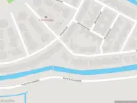 Ambulance met grote spoed naar de Nijlstraat in Spijkenisse