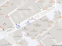 Ambulance met grote spoed naar de Kalvermarkt in 's-Gravenhage