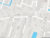 Ambulance met grote spoed naar de L. van der Wielstraat in Sliedrecht