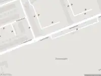 Ambulance met grote spoed naar de Zwanensingel in Vlaardingen