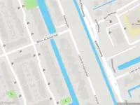 Ambulance met gepaste spoed naar de Louise de Colignystraat in Pijnacker