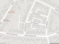 Brandweer met grote spoed naar de Paul Rubensstraat in Elsloo vanwege voertuigbrand