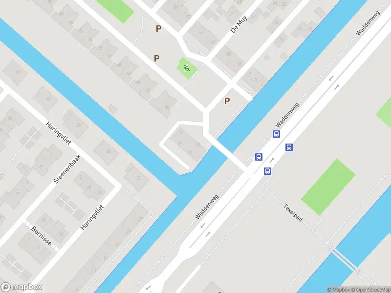 Ambulance met grote spoed naar de De Slufter in Hoofddorp