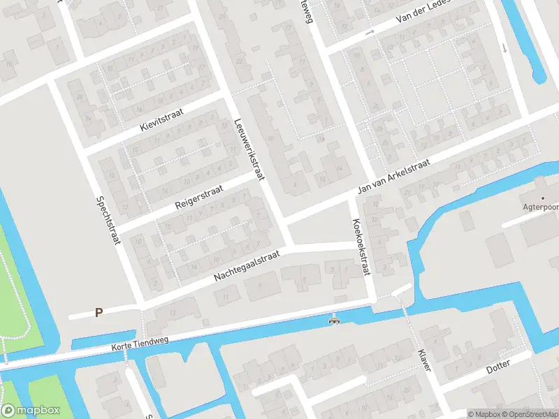 Brandweer met grote spoed naar de Leeuwerikstraat in Haastrecht vanwege reanimatie