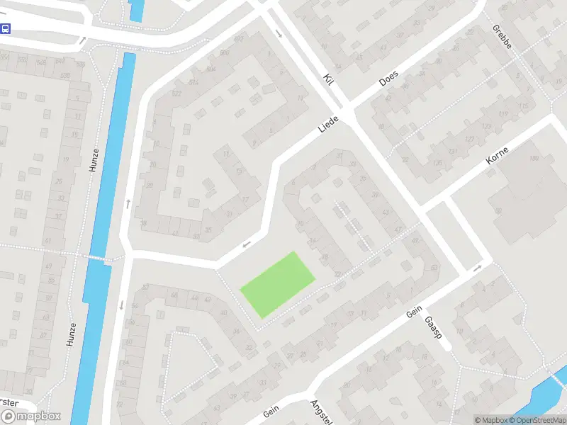 Ambulance met grote spoed naar de Liede in Rotterdam