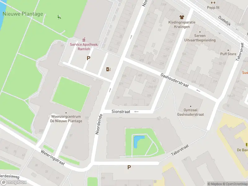 Ambulance met gepaste spoed naar de Noordeinde in Rotterdam