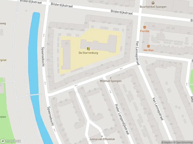 Ambulance met grote spoed naar de Potgieterstraat in Rotterdam