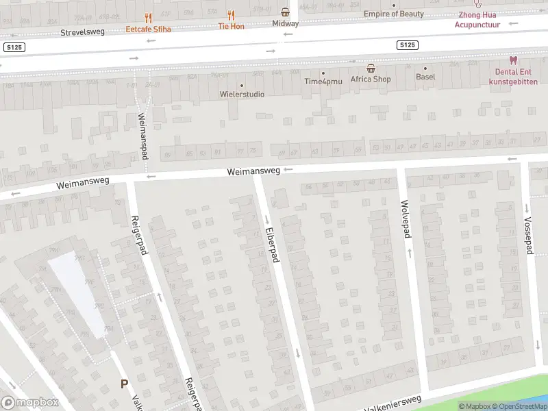 Ambulance met gepaste spoed naar de Eiberpad in Rotterdam