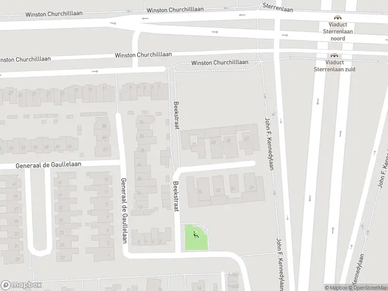 Politie naar de Beekstraat in Eindhoven vanwege ongeval met letsel