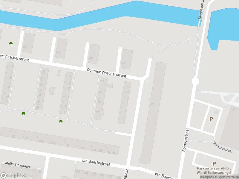 Ambulance met gepaste spoed naar de Roemer Visscherstraat in Vlaardingen