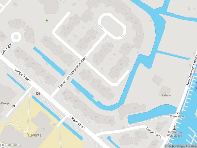 Ambulance met grote spoed naar de Theo Talboolaan in Oegstgeest