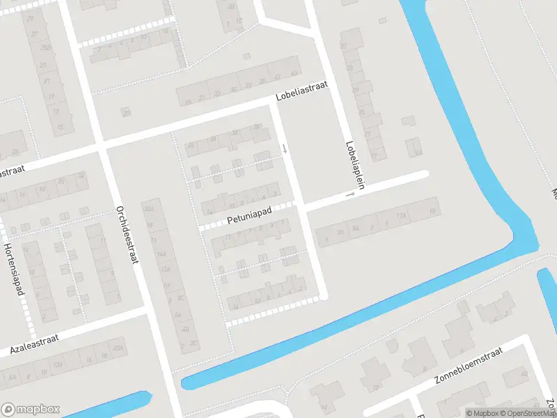 Ambulance met gepaste spoed naar de Petuniapad in Spijkenisse